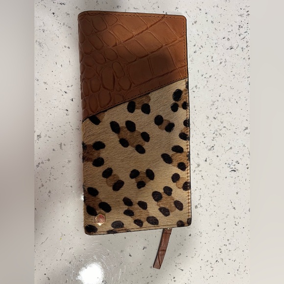 ANIMAL PRINT LEATHER WALLET - Picture 3 of 4